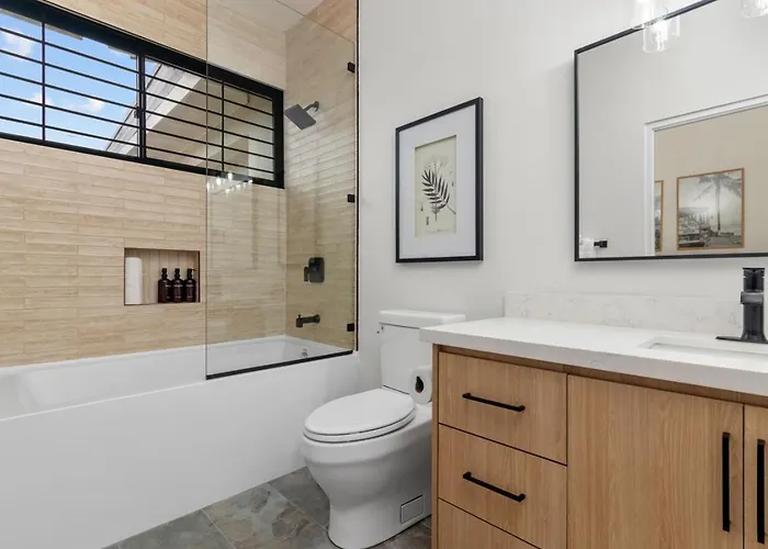 5br Luxe Retreat In Private Pool Access Villa *