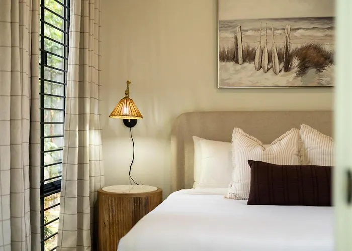 5br Luxe Retreat In Private Pool Access Villa