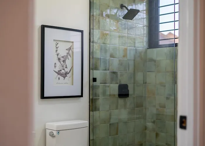 Villa 5br Luxe Retreat In Private Pool Access *